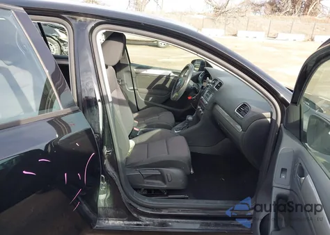 2010 Volkswagen Golf 4-Door из США, поврежденный, VIN WVWDA7AJ1AW125506